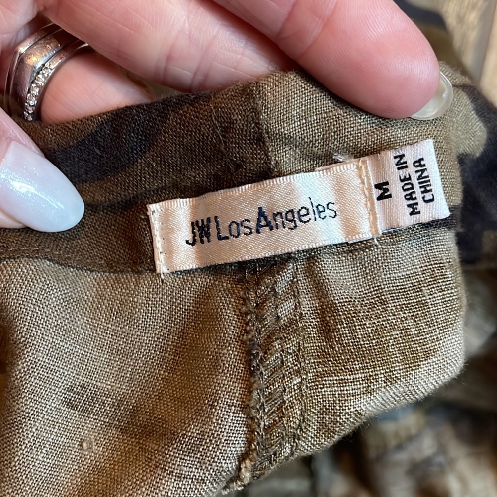 Johnny Was Camouflage Floral Embroidered Shorts - Picture 9 of 10